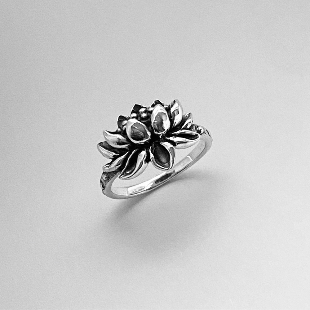 Sterling Silver Blooming Lotus Ring, Flower Rings, Silver Ring, Spirit Jewelry - Picture 2 of 10